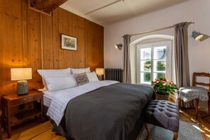 Blackout curtains, iron/ironing board, free WiFi, bed sheets - Podenhaus (Bad Aussee)
