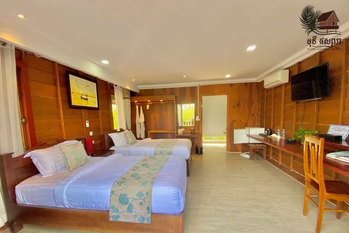 Deluxe Bungalow, 1 Bedroom, River View, Overwater | In-room safe, blackout curtains, iron/ironing board, free WiFi