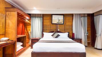 In-room safe, blackout curtains, iron/ironing board, free WiFi