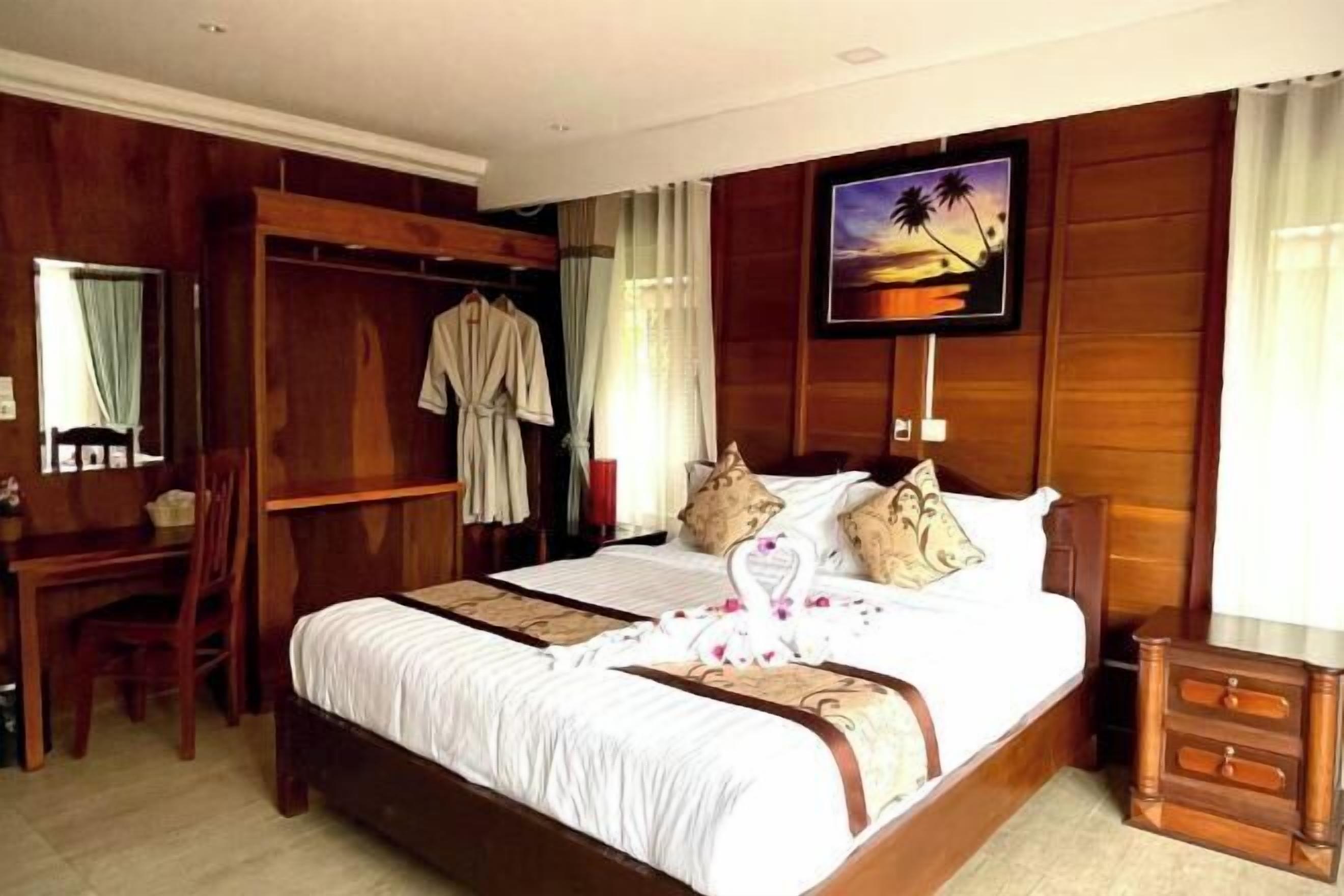 In-room safe, blackout drapes, iron/ironing board, free WiFi