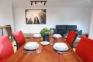Interior - Apartment "New York" 91m² |Cologne|Messe|Phantasialand|Bonn (Erftstadt)