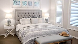 4 quartos, ferros/tábuas de passar roupa, Wi-Fi, roupa de cama