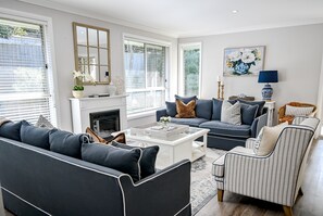 Living area - "Escape to The Corner Cottage: A Charming Hamptons-inspired Haven  (Moss Vale)