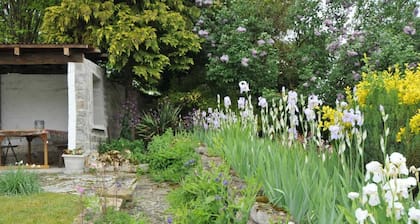 Le Sans Souci - Bouy