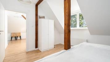 1 室のベッドルーム、アイロン / アイロン台、WiFi、ベッドシーツ