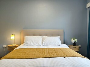 2 chambres, fer et planche à repasser, lit parapluie, Wi-Fi