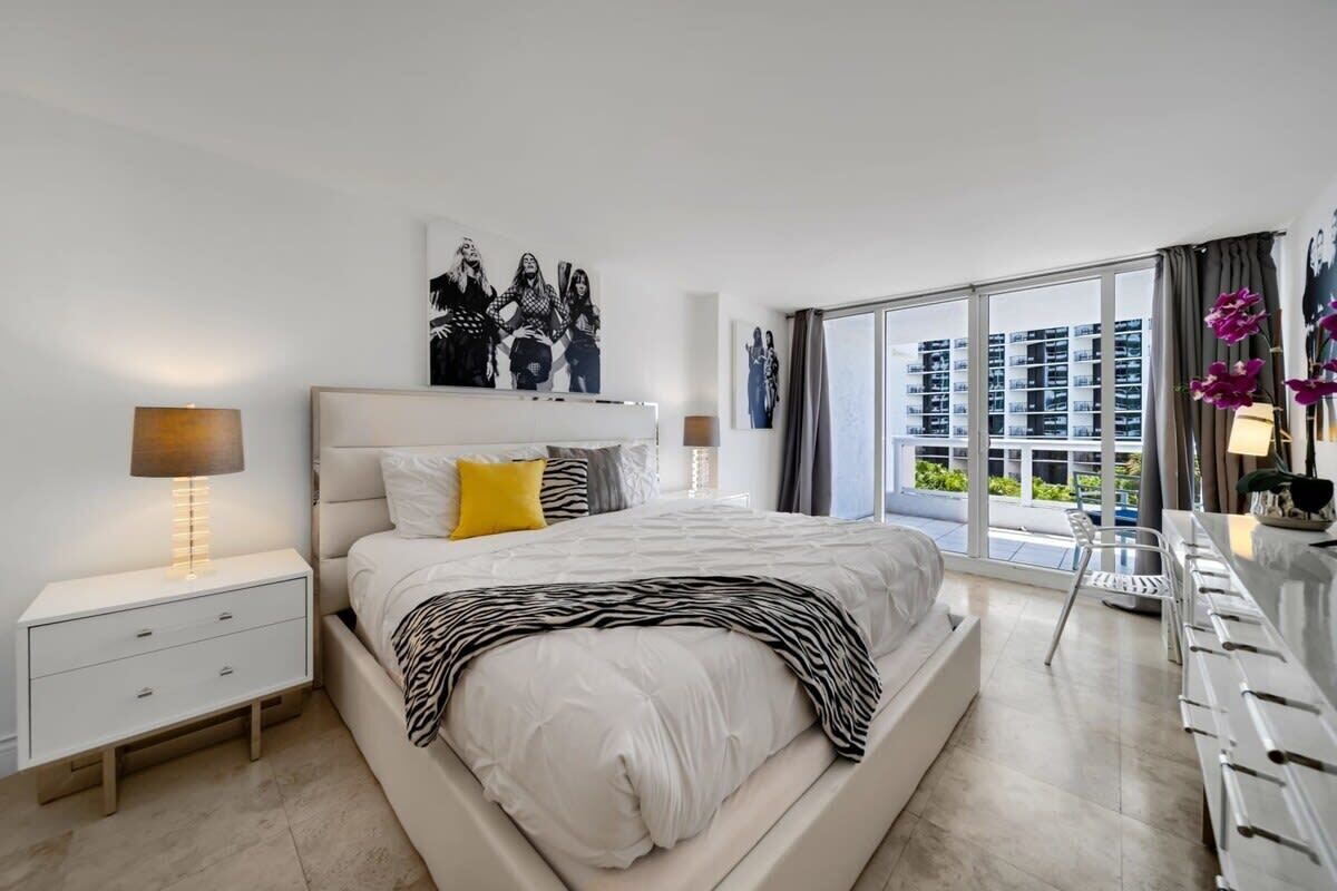 1 bedroom, desk, iron/ironing board, WiFi