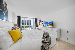 1 soverom, skrivebord, strykejern/-brett og wi-fi