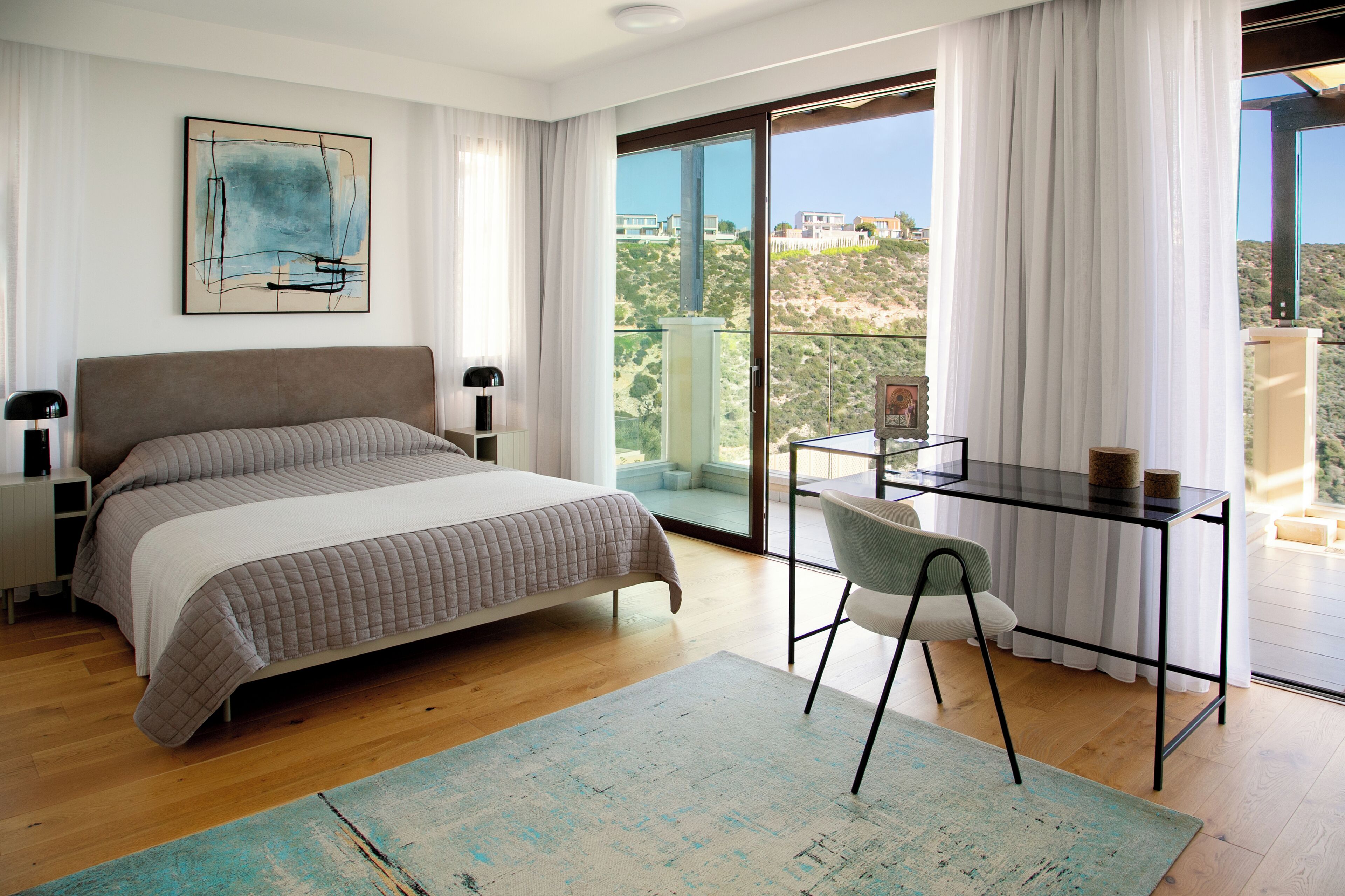 Hypo-allergenic bedding, in-room safe, desk, iron/ironing board