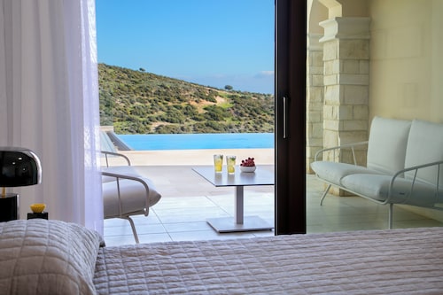 Aphrodite Hills Rentals – Elite Villas