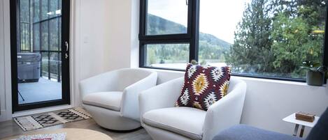 TV, fireplace, books, offices