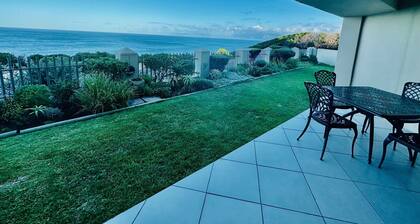 Self Catering Apartment with Magnificent Ocean View & Whale Watching