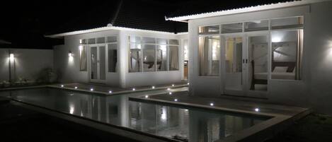 Piscine extérieure