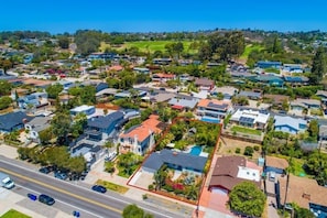 Exterior - Luxury 3 BD Urban Beach House with Pool & Spa! (San Diego)