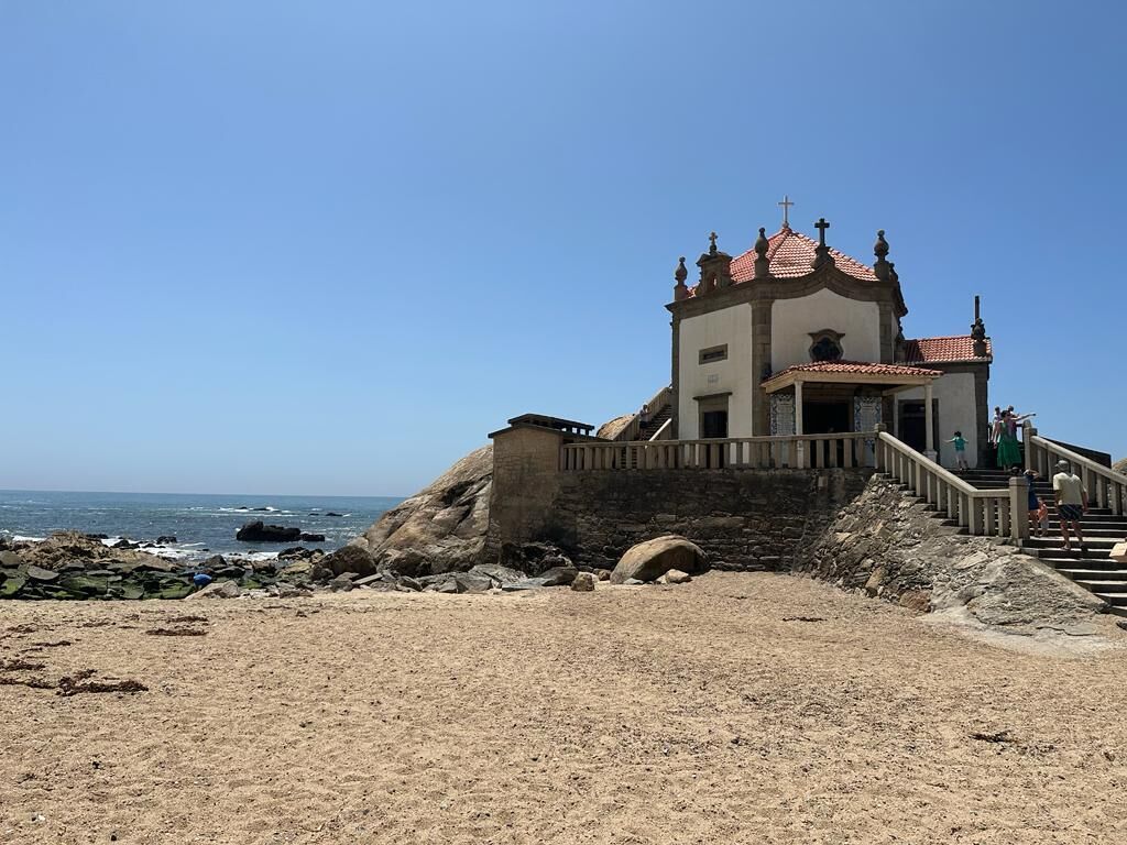Senhor da Pedra chapel, Miramar beach.