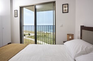 4 bedrooms, in-room safe, desk, iron/ironing board - Porto Ocean Flat (Vila Nova de Gaia)