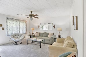 Smart TV, oficina y impresora