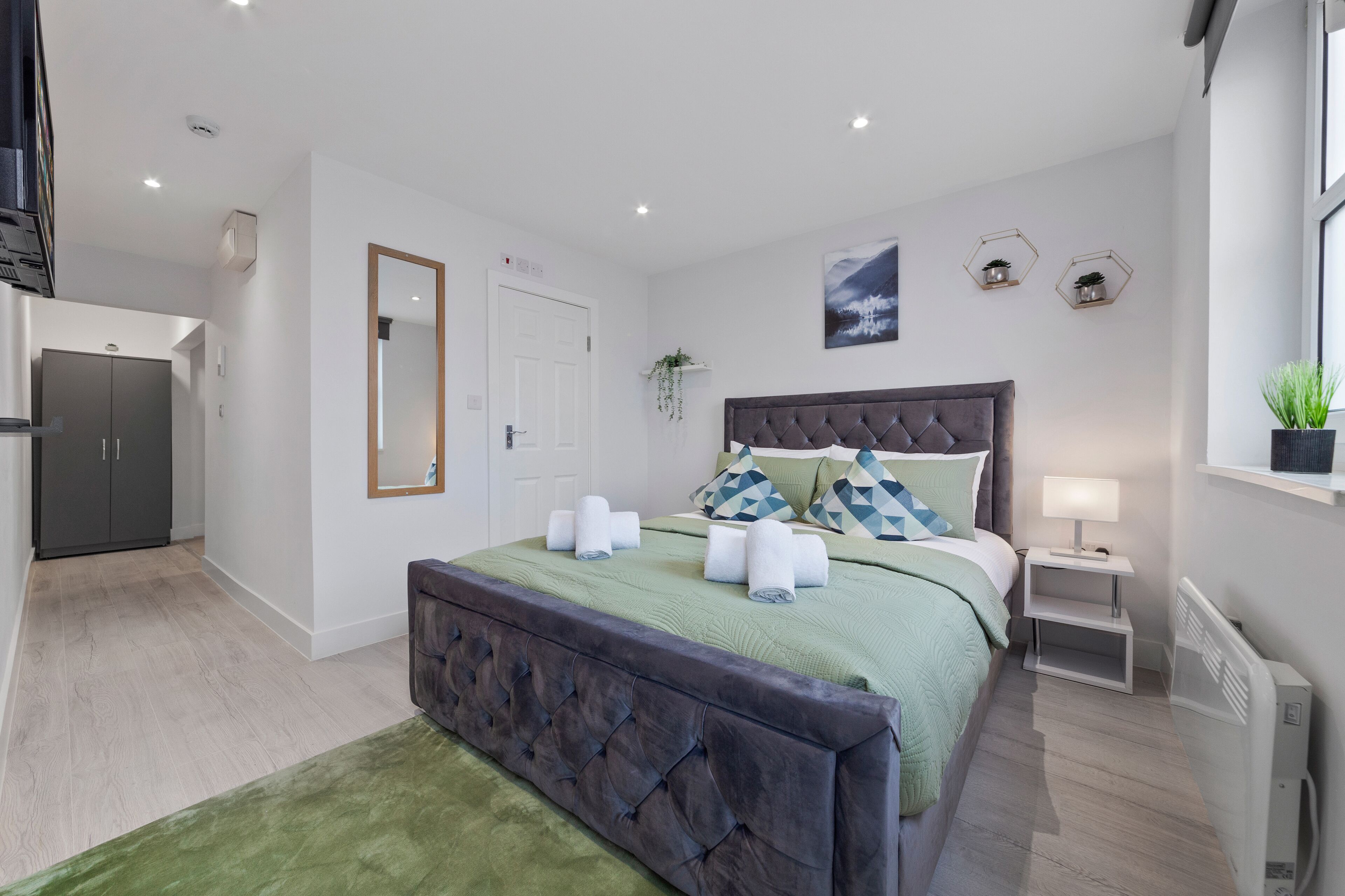 Studio | Free WiFi, bed sheets