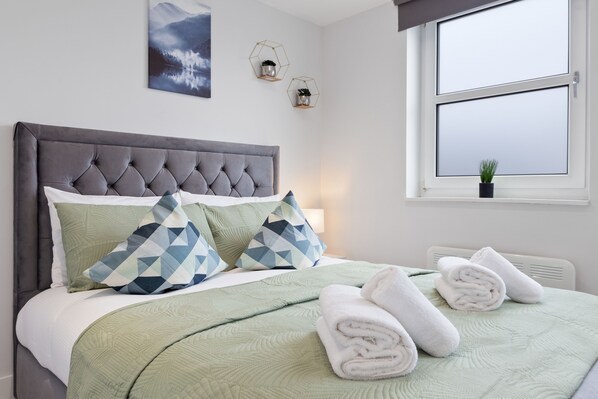 Studio | Free WiFi, bed sheets - Serviced Ensuite Room Crystal Palace London Se20 (London)