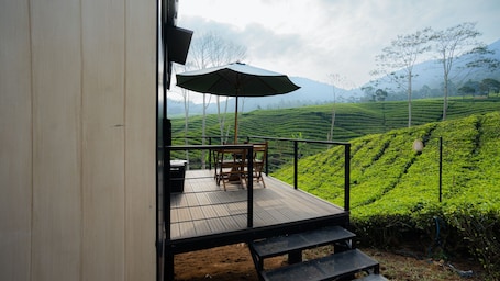 Exterior. Bobocabin Pangalengan