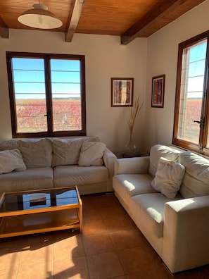 Family Cottage | Living area