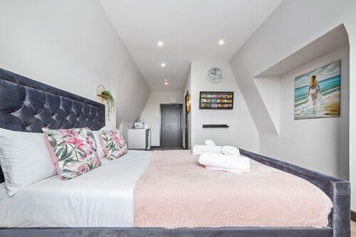 Remarkable Serviced Room Sydenham London Se26