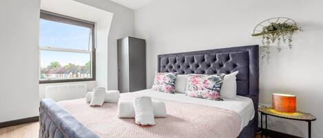 Free WiFi, bed sheets