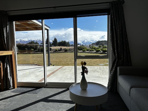 LH Twizel Fountain Retreat located in Mackenzie star gazing reserve