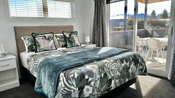 3 bedrooms, free WiFi, bed sheets