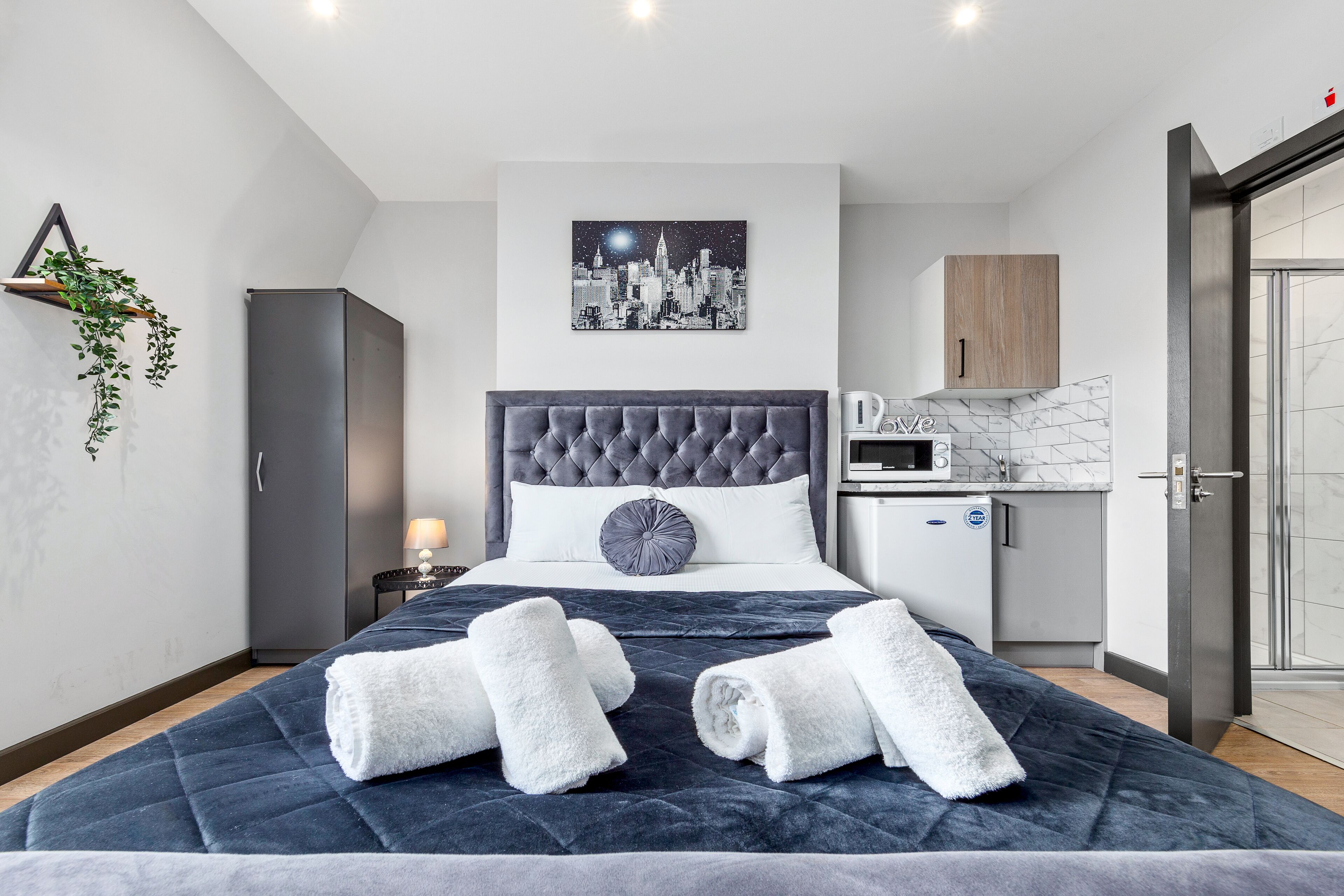 Studio | Free WiFi, bed sheets