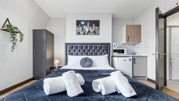 Studio | Free WiFi, bed sheets