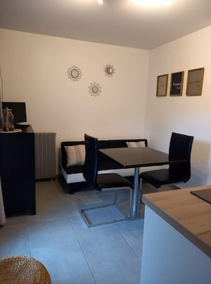 Dining - Appartement en Aveyron (Aubin)