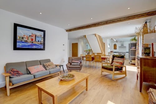 Contemporary Barn Norfolk/Suffolk Valley