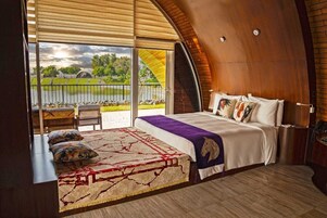 家庭双人房（单人入住）, 私人游泳池, 湖景