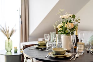 Apartment | In-room dining
