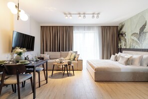 グランド スタジオ | リビング エリア | スマートテレビ