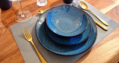 Family Apartment 6P*2Bedroom*Kitchen*Smart TV*free Wifi*parking*coffee