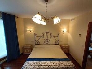 Premium bedding, individually decorated, individually furnished, desk