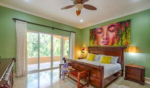 5 bedrooms, travel cot, free WiFi, bed sheets - Contemporary elegance at it's finest in this 5 bedroom luxury villa! (Puerto Aventuras)