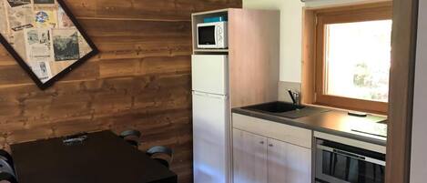 Fridge