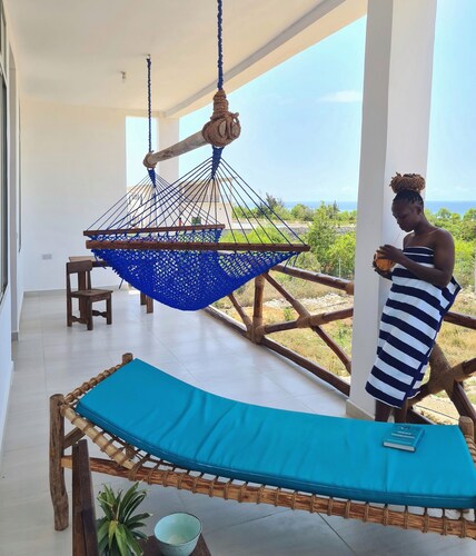 Spacious apartments with Indian ocean view, near the sky-blue beach Muyuni