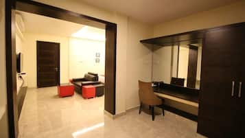 Luxury Room | Living area