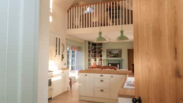 Fridge, dishwasher, electric kettle, toaster