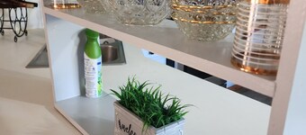 Georgie's Getaway!  Beautiful stay on 6 acres just minutes from the lakeside