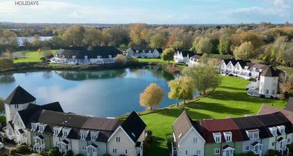 Isis Lakes 55, Lakeside Lodge - Lakeside Lodge, On-Site Activities, Sleeps 6