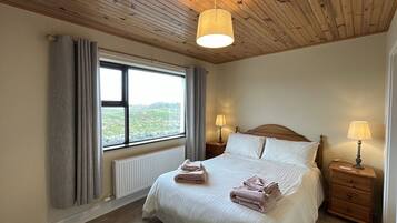 3 bedrooms, iron/ironing board, travel crib, free WiFi