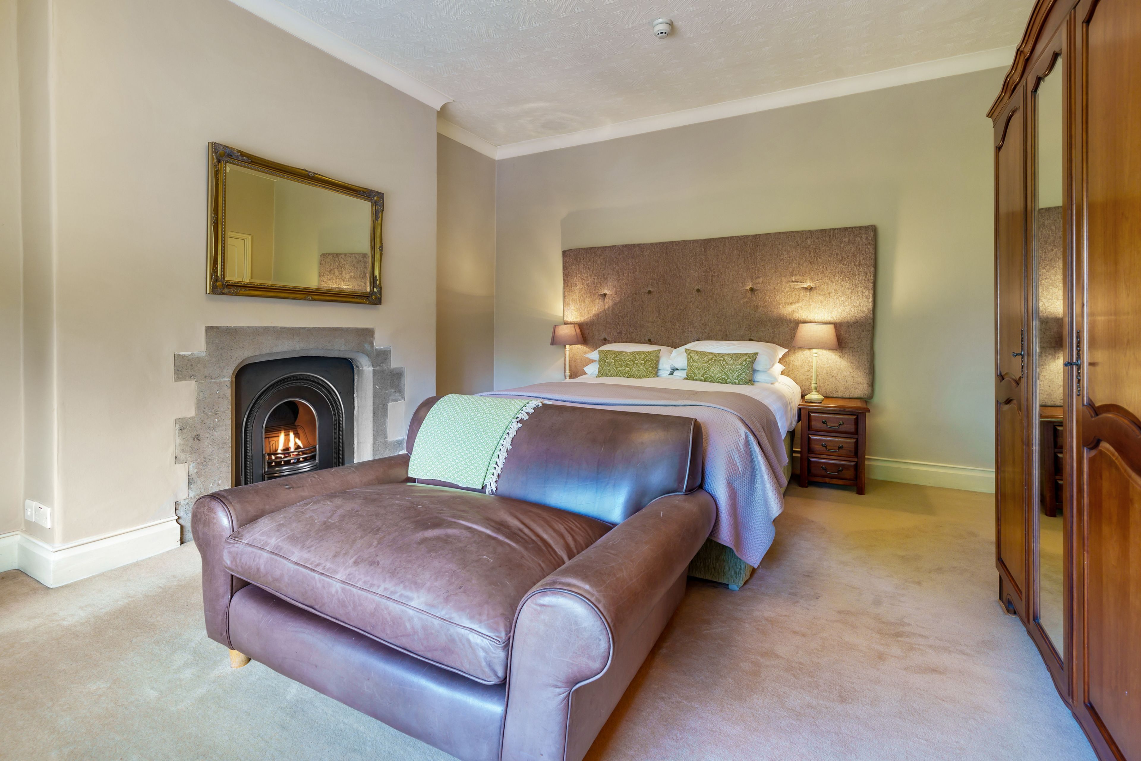 5 bedrooms, iron/ironing board, travel cot, WiFi