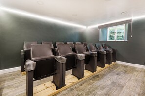 Interior - White Moss - a fabulous historic property  with hot tub and cinema in a fantastic location. (Windermere)