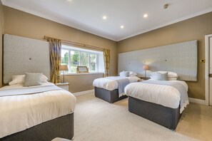5 bedrooms, iron/ironing board, travel cot, free WiFi