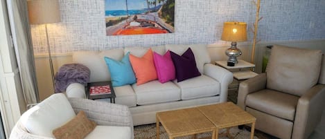 House, 2 Bedrooms | Living area | Smart TV, streaming services